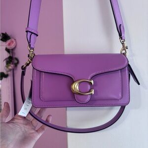 NWT Coach Tabby 20 Shoulder Bag Fuchsia